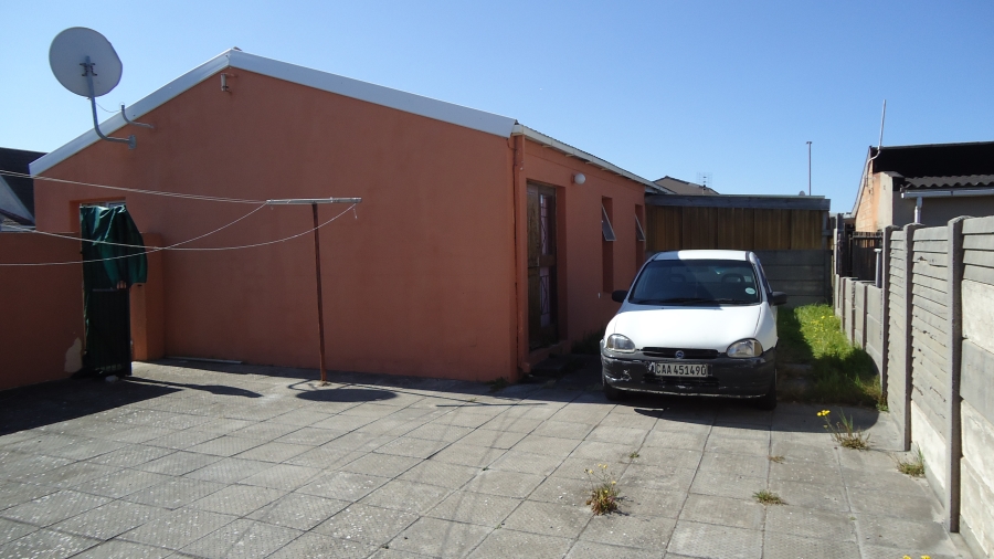 2 Bedroom Property for Sale in Rocklands Western Cape